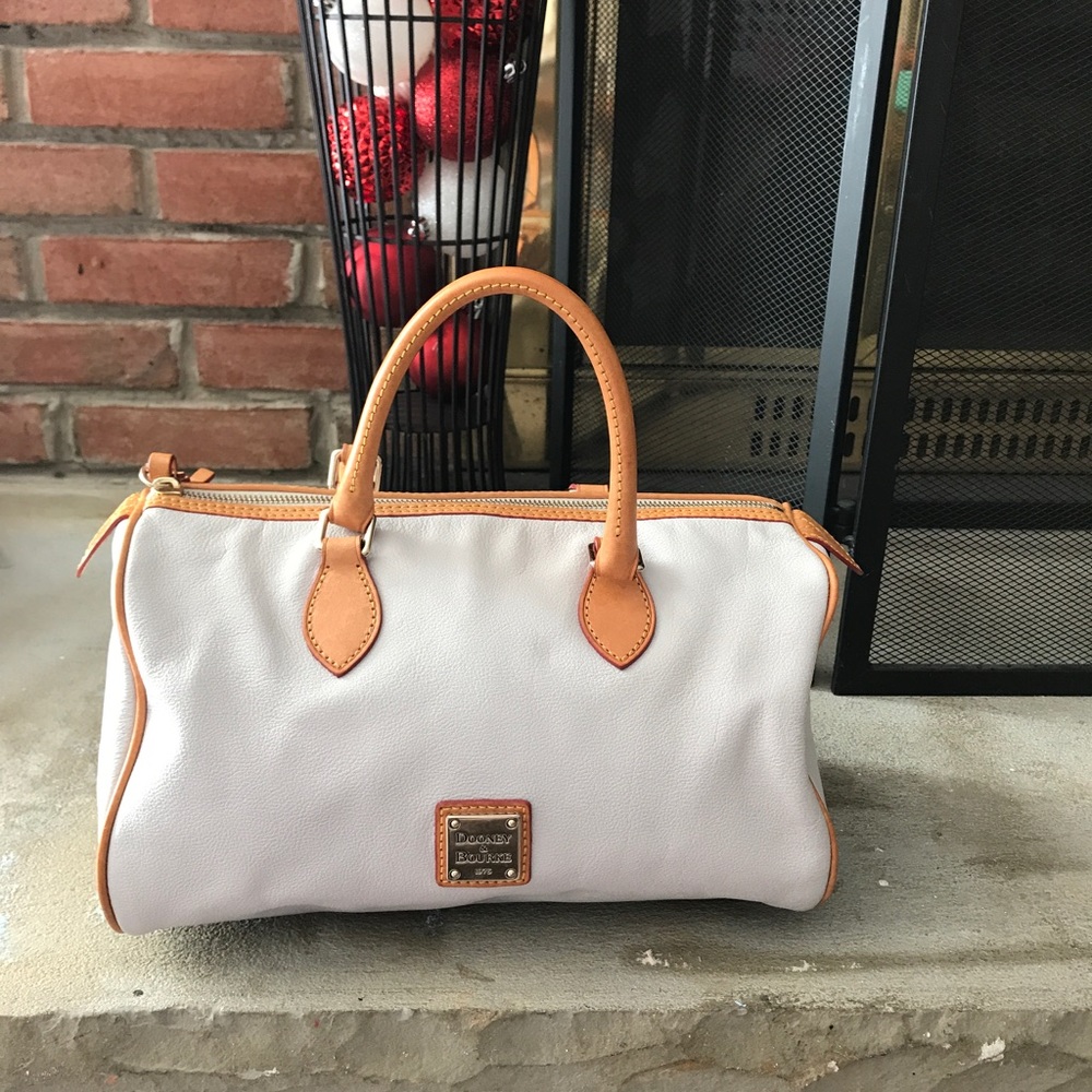 Authentic dooney and Bourke purse